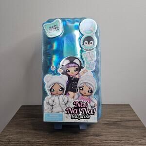 Copied -  NA! NA! NA! SURPRISE 2-in-1 Cozy Series ( Penguin) NWT